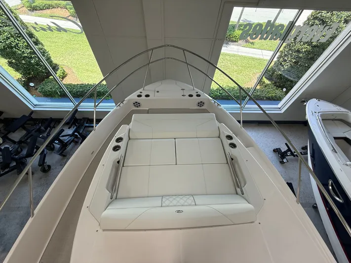  Yacht Photos Pics 2025 REGAL 36 XO - Image 25