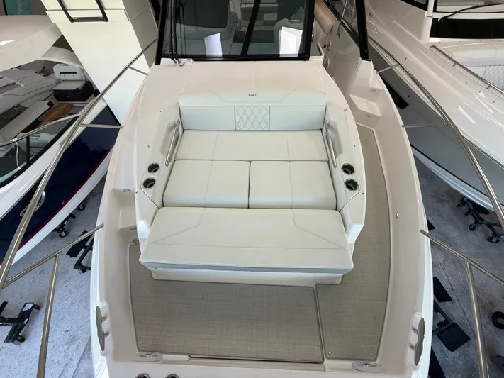  Yacht Photos Pics 2025 REGAL 36 XO - Image 24