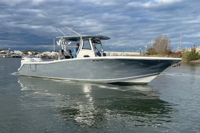 Tidewater 302 CC Adventure