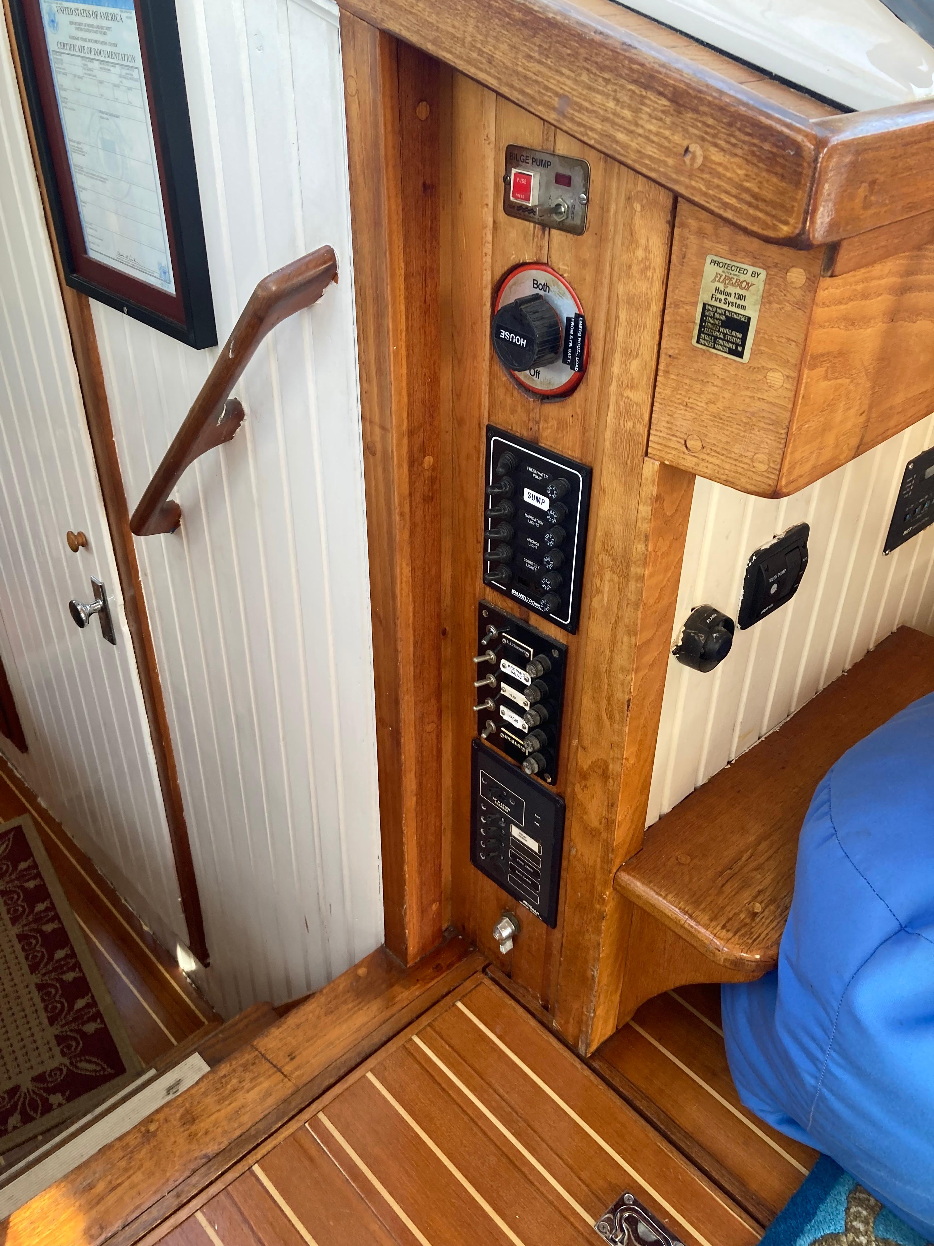 1980 bers Cove 34 Downeast for sale YachtWorld