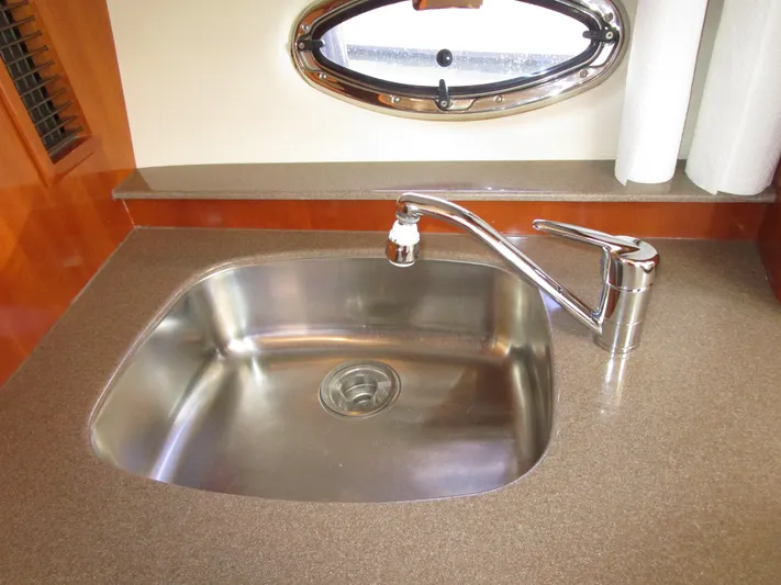 St. Brendan's Gr'a III Yacht Photos Pics 