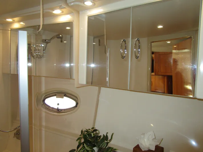 St. Brendan's Gr'a III Yacht Photos Pics 