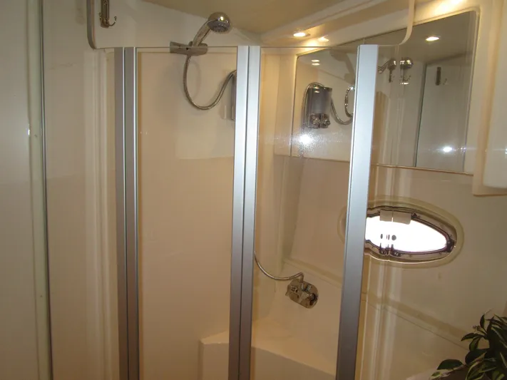 St. Brendan's Gr'a III Yacht Photos Pics 