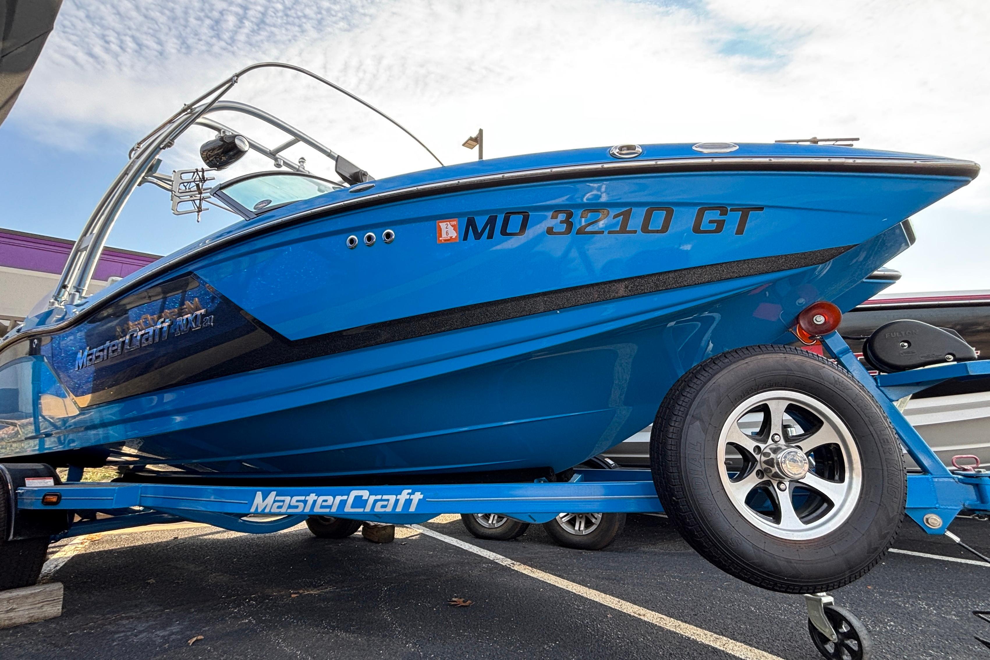 MasterCraft NXT20
