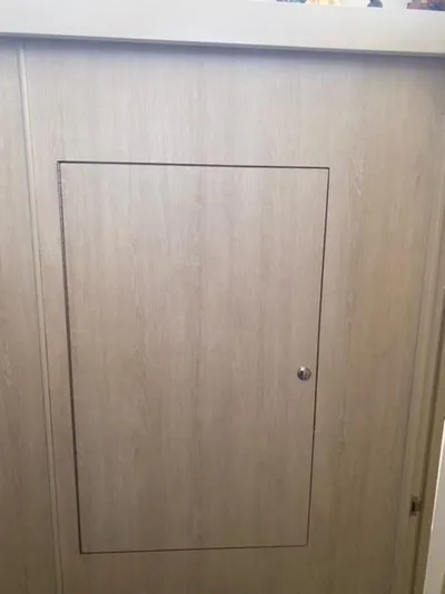 Balance Yacht Photos Pics Wooden panel with a small door, Leopard 48 model, 2016.