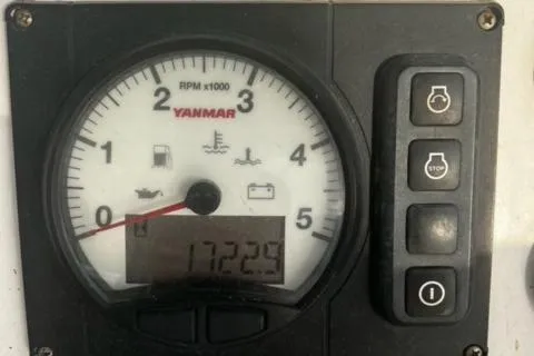 Yanmar tachometer on Leopard 48, 2016 model, showing 1722.9 hours.