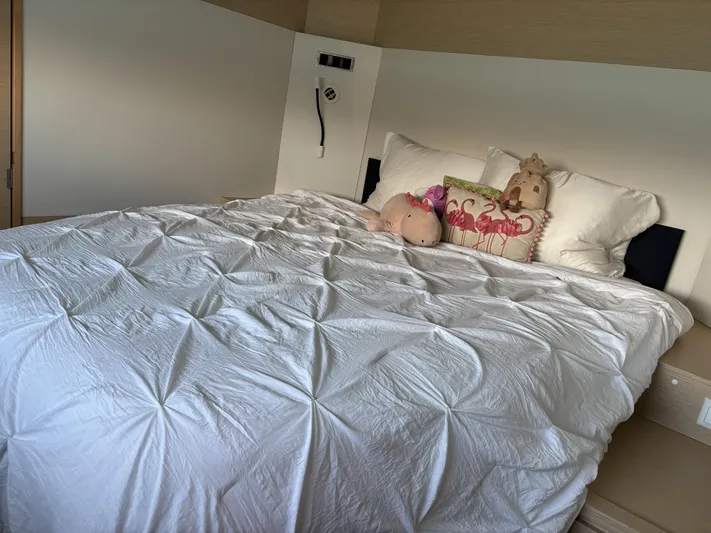 Adventure For Seven Yacht Photos Pics 