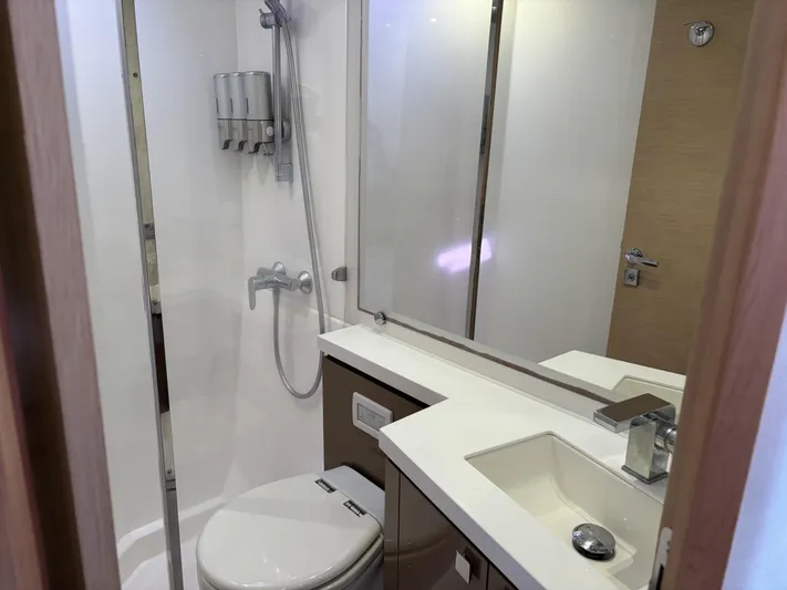 Adventure For Seven Yacht Photos Pics 