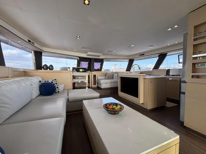 Adventure For Seven Yacht Photos Pics 