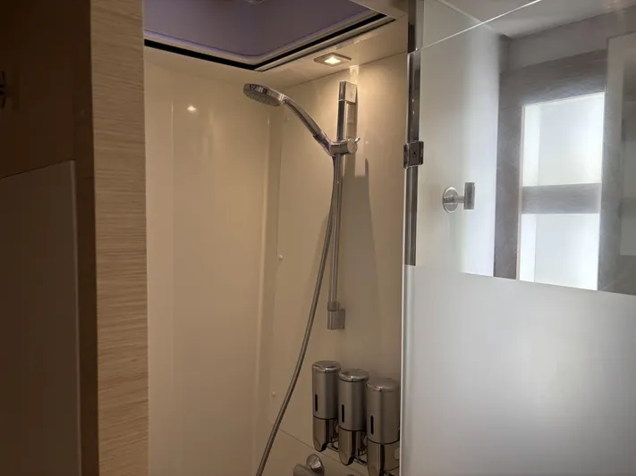 Adventure For Seven Yacht Photos Pics 