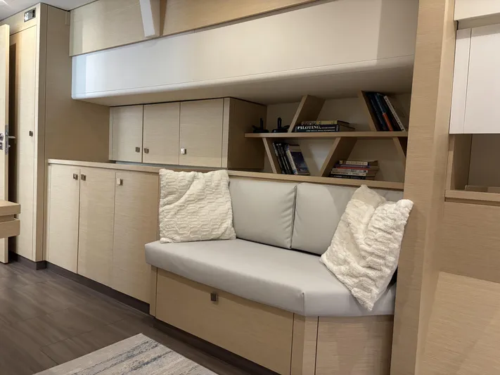 Adventure For Seven Yacht Photos Pics 