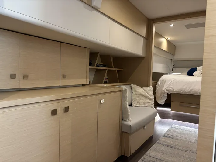 Adventure For Seven Yacht Photos Pics 