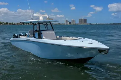 2022 Fountain 34 Center Console
