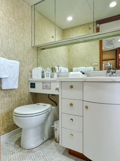 Gale Winds Yacht Photos Pics VIP King Stateroom En-Suite Main Deck - Gale Winds for sale