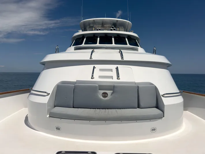 Gale Winds Yacht Photos Pics Bow Seating - Gale Winds for sale