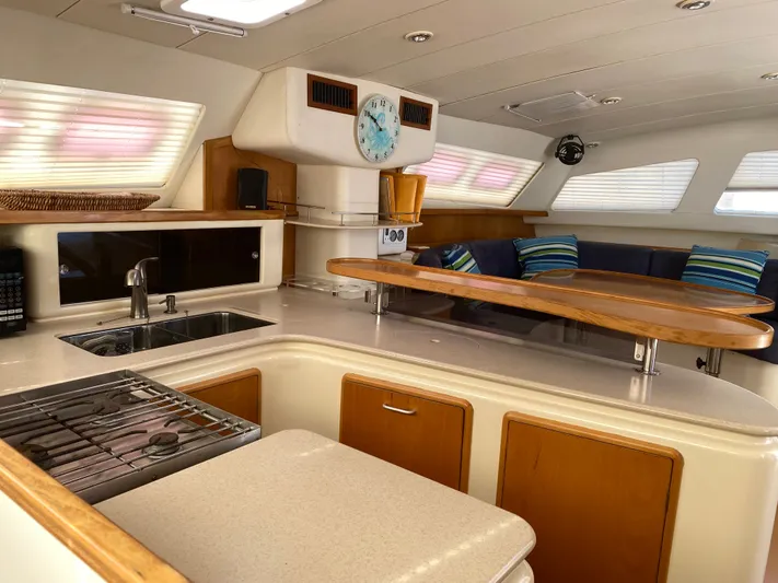 Sandy Pause Yacht Photos Pics 