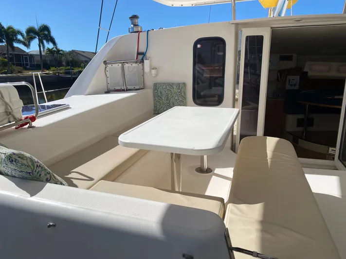 Sandy Pause Yacht Photos Pics 