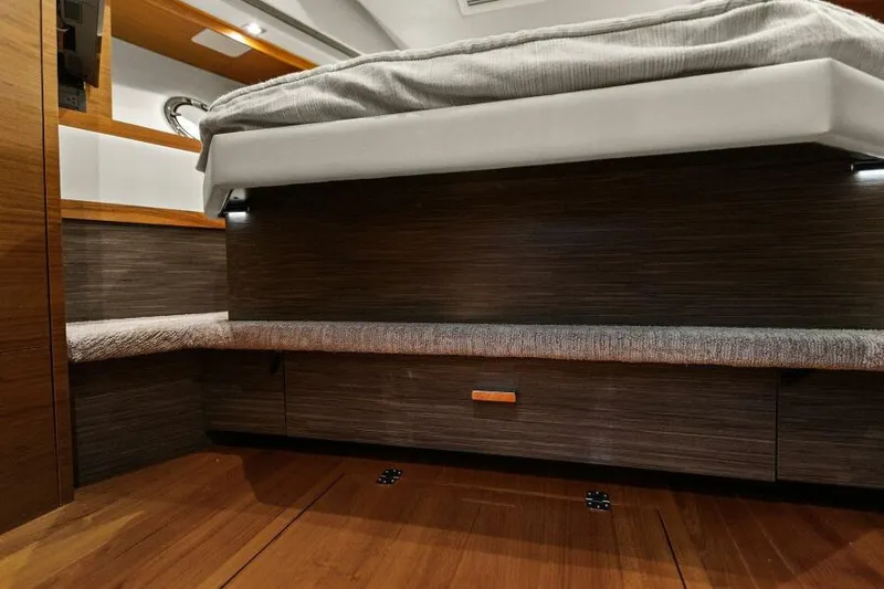 Big Eyes Yacht Photos Pics Interior of 2019 Tiara Yachts 39 Coupe, featuring a modern cabin design with wood finishes.