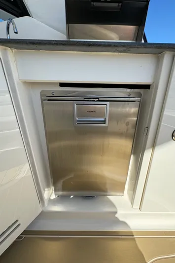 Lady Camille II Yacht Photos Pics 