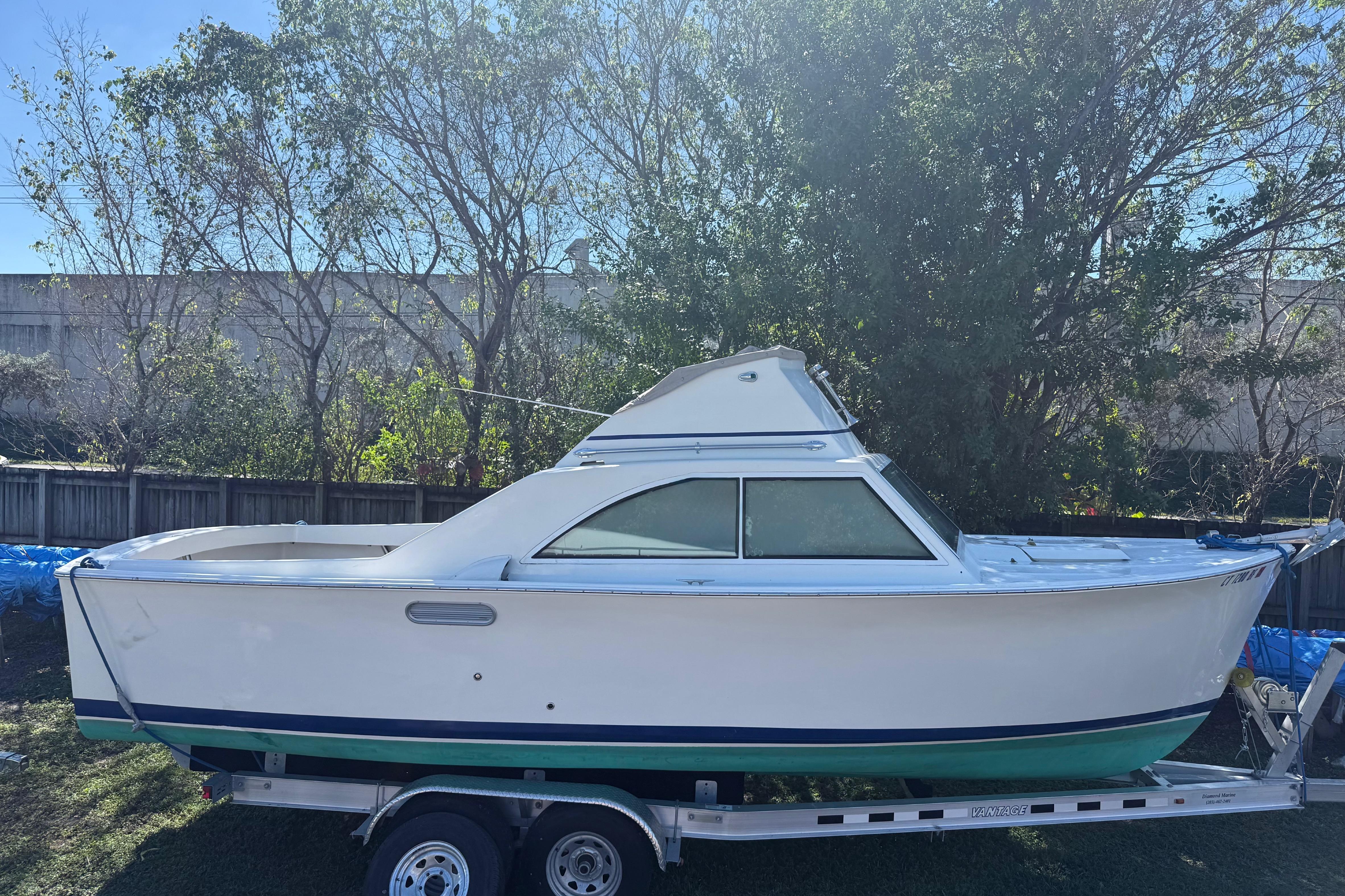 1969 Custom Alglas Saint John 25 ft. Sportfisher