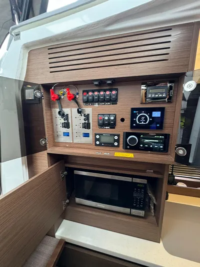 The Fixer Yacht Photos Pics 