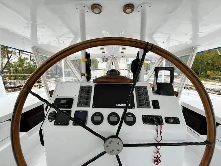 Bazinga Yacht Photos Pics 