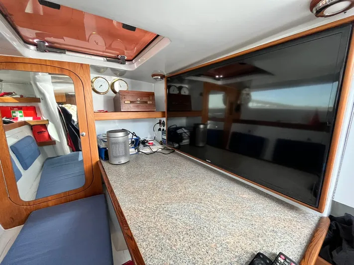 Bazinga Yacht Photos Pics 