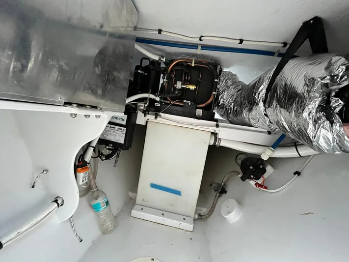 Bazinga Yacht Photos Pics 