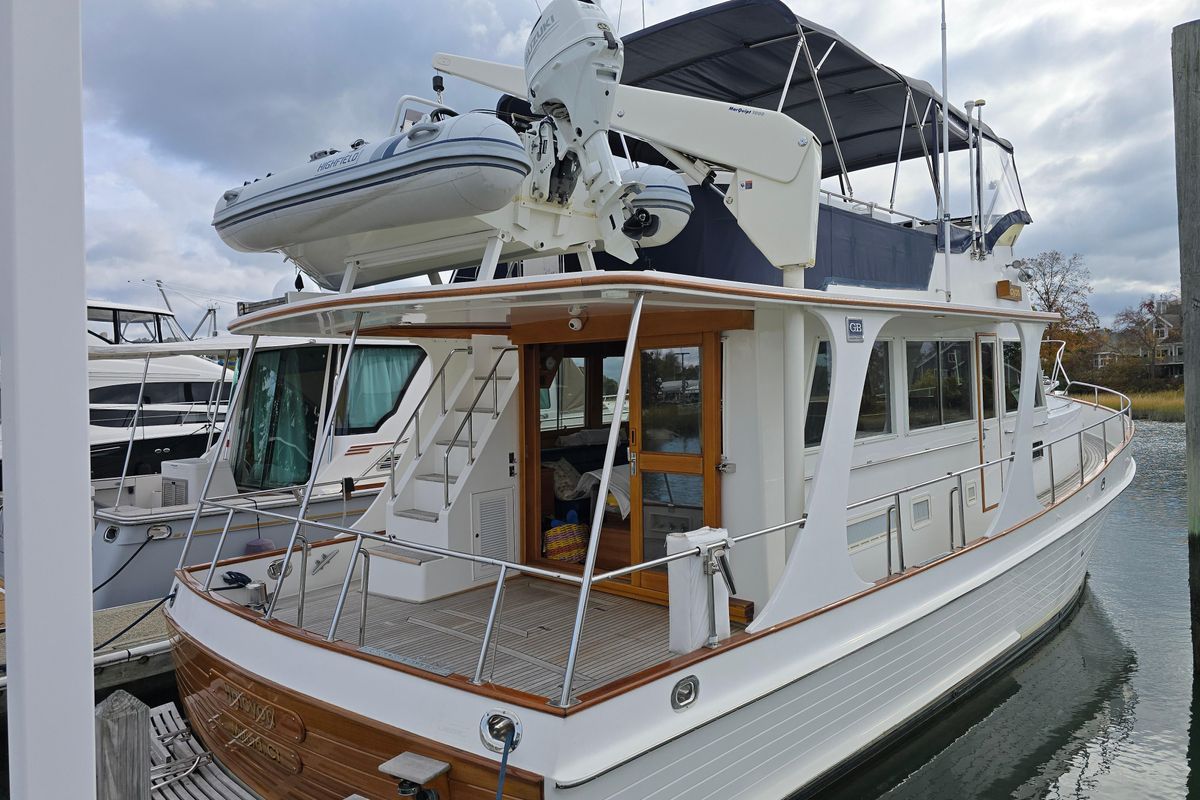 2005 Grand Banks 46 