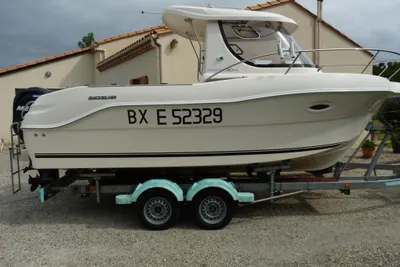 2011 Quicksilver 580 Pilothouse