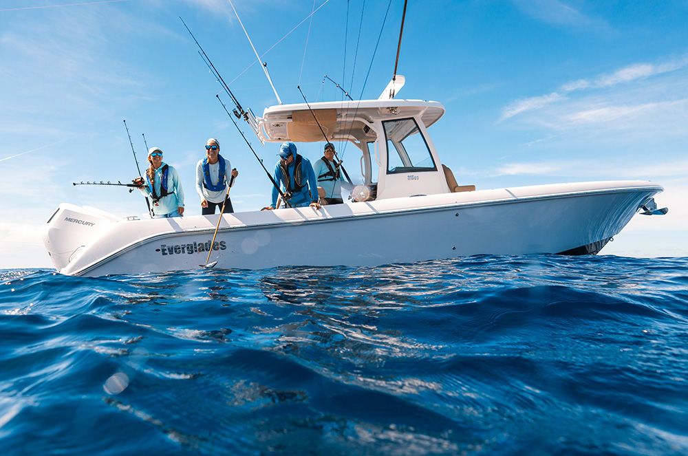 Everglades 315 Center Console