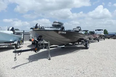 Tracker Pro Team 190 TX