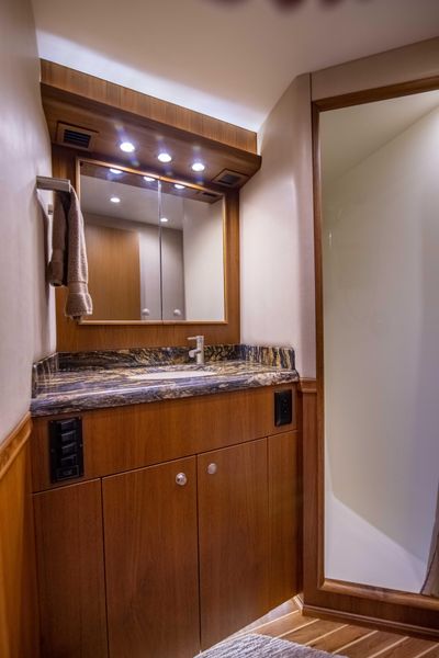 2001 Viking Convertible w/Mezzanine