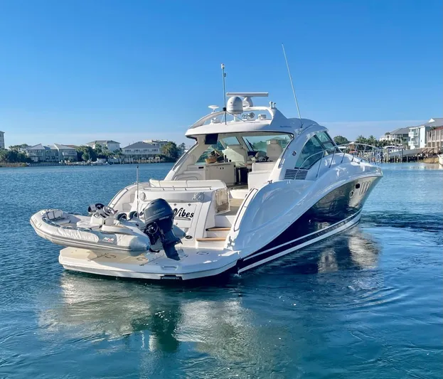 Positive Vibes Yacht Photos Pics 2008 Sea Ray 55 Sundancer   POSITIVE VIBES  Transom (2)