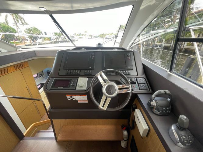2014 Beneteau 49 