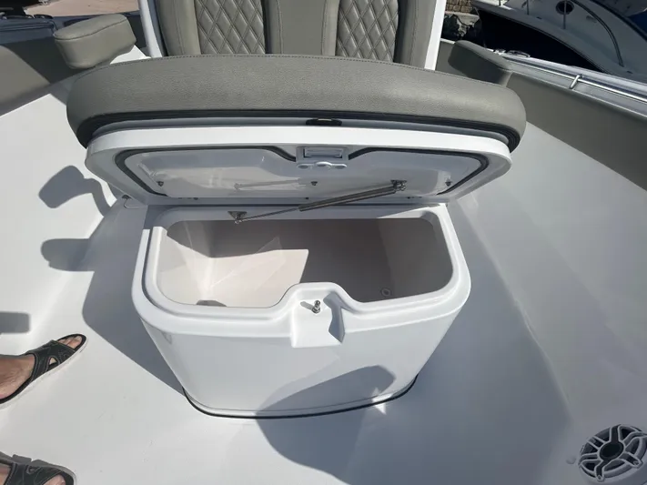  Yacht Photos Pics 2025 Sportsman 322 Open - Image 19