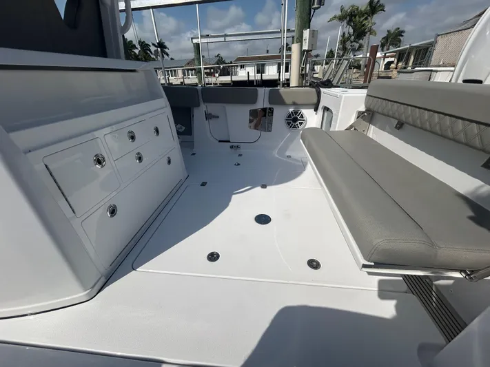  Yacht Photos Pics 2025 Sportsman 322 Open - Image 10