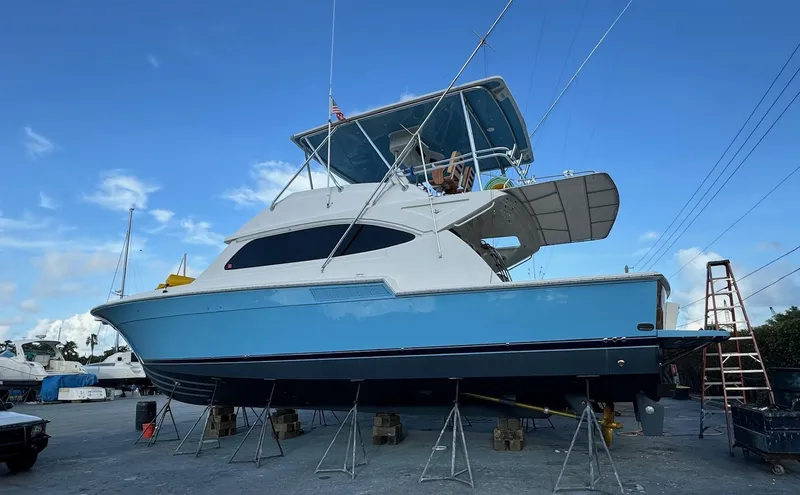 Heart Of Gold Yacht Photos Pics 