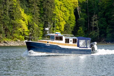 Ranger Tugs R-29 Sedan Luxury Edition