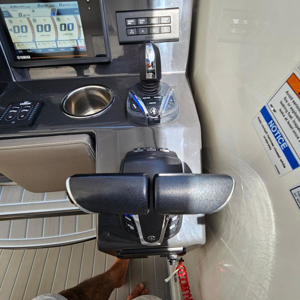 2021 Pursuit DC 365 Dual Console