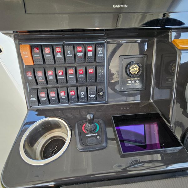 2021 Pursuit DC 365 Dual Console
