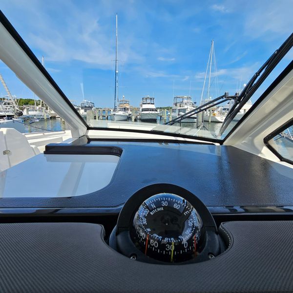 2021 Pursuit DC 365 Dual Console