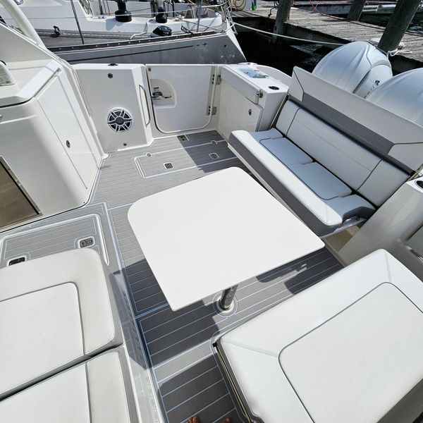 2021 Pursuit DC 365 Dual Console