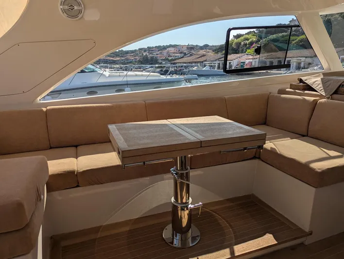 Mytoy Yacht Photos Pics Toy Tender 47 dinette