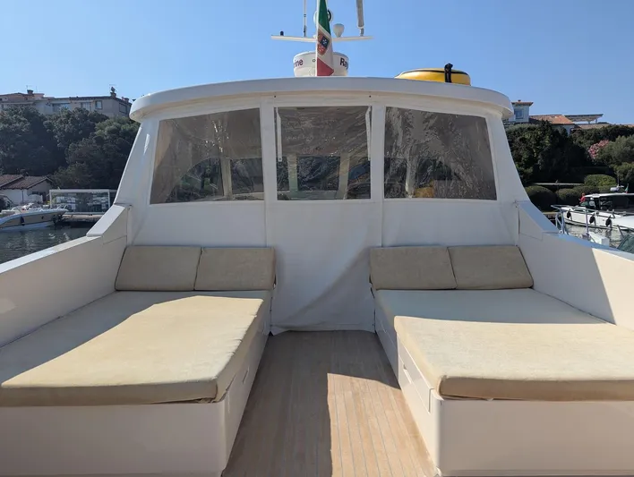 Mytoy Yacht Photos Pics Toy Tender 47 cockpit sunpad