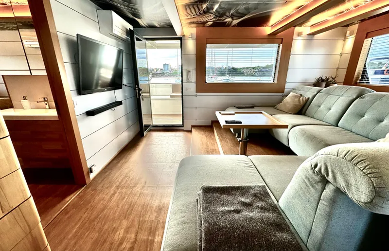 Irina Yacht Photos Pics 