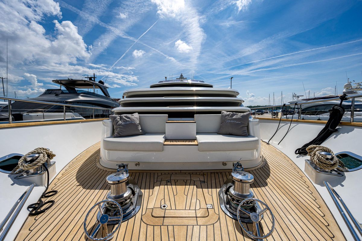 2018 Van der Valk 85 