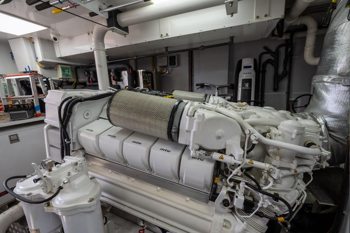 2018 Van der Valk 85 