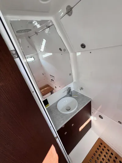  Yacht Photos Pics 2024 Everglades 395 Cc - Image 16