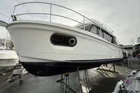 SWIFT TRAWLER 30